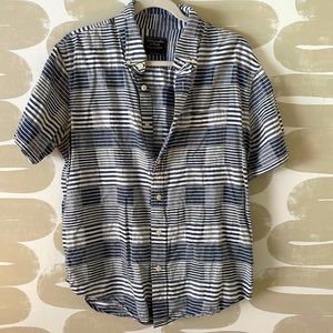 Abercrombie & Fitch short sleeve button up